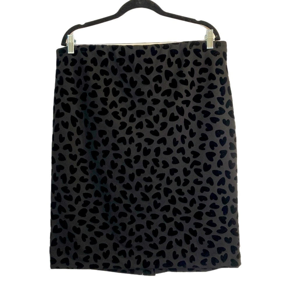 Ann Taylor black burnout velvet heart pattern straight skirt